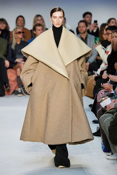 Look 6